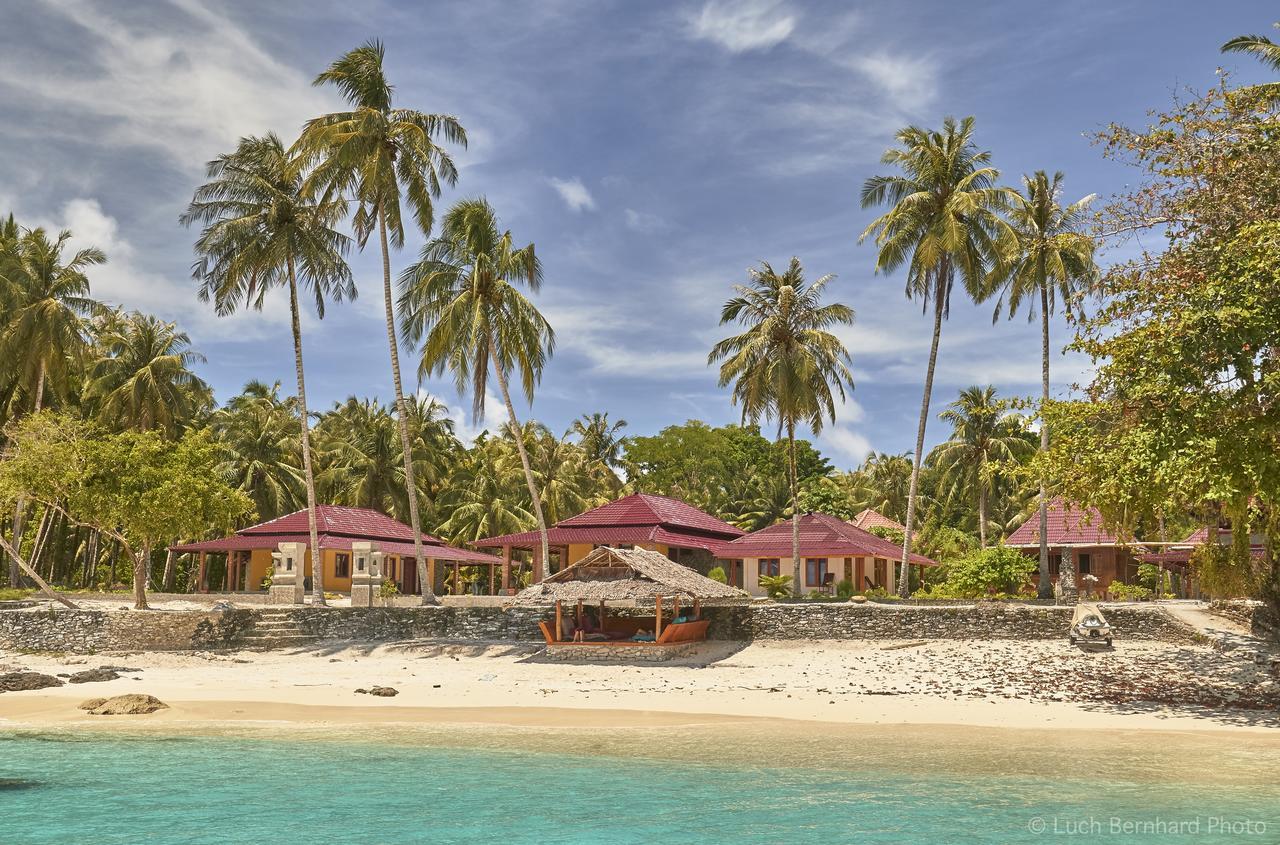 Puri Asu Resort Palau Asu Exterior photo
